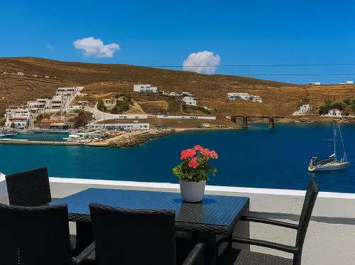 Seafront Alos Gem - Loutra Seaview Escape
