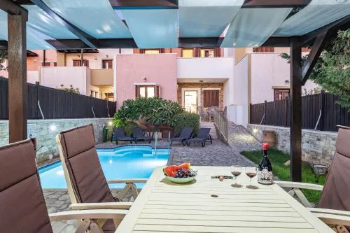 Luxurious Villa with Private Pool