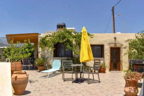 Mylonakis Home