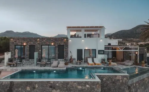 Plakakia Luxury Apartments