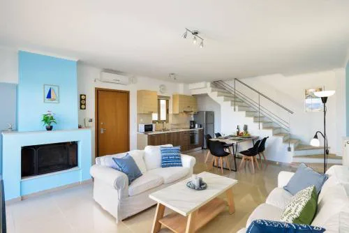 PanDora maisonette with beautiful gardens and pool