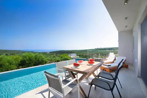 Villa Idyllic