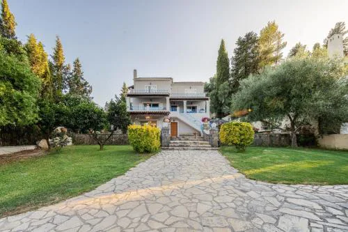 Harmony Garden Retreat near Corfu Town