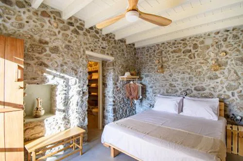Perivoli A Traditional Eco-Accommodation in a Private Cultivated Garden