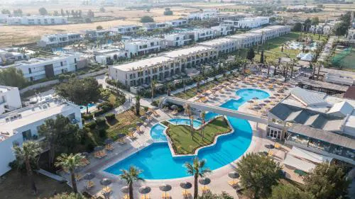 Akti Coast Club