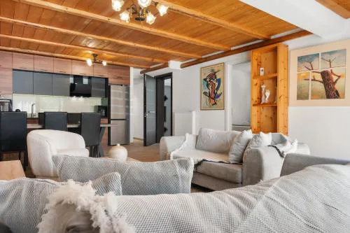 LM PER Apartment