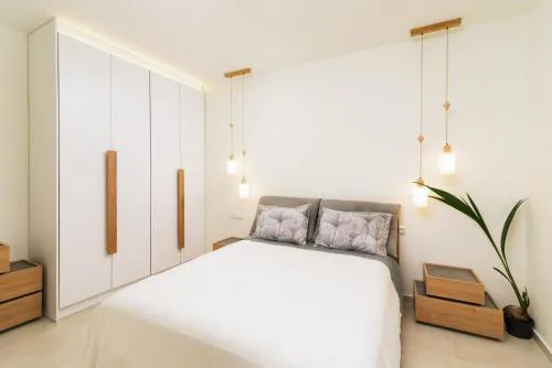 ROOF GARDEN SUITE