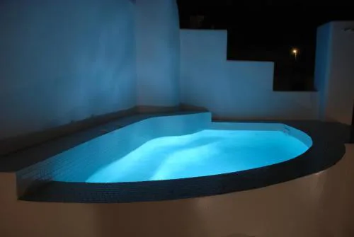 Chay Luxury Cave