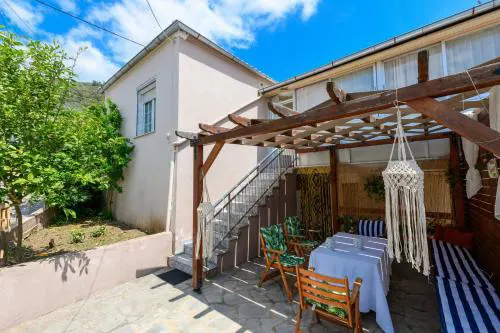 Adamou Family House