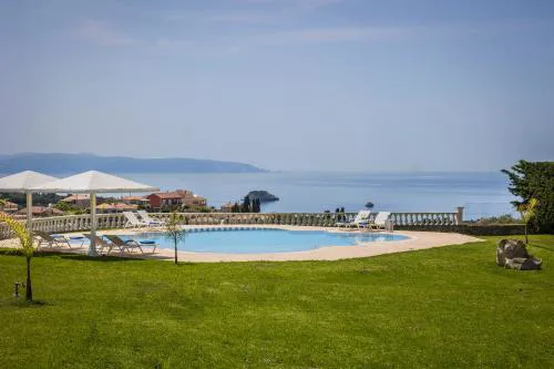 Villa Feinikas