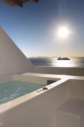 Calistus Mykonos