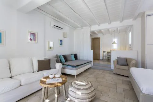 Deluxe Mykonos Villa Villa Del Sol Junior Suite Outdoor Pool Ornos