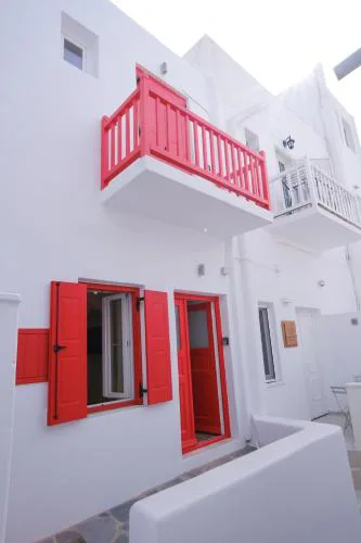Mykonian Living The Lakka Residence