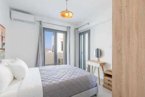 Mykonos Luxury Apartment with Jacuzzi