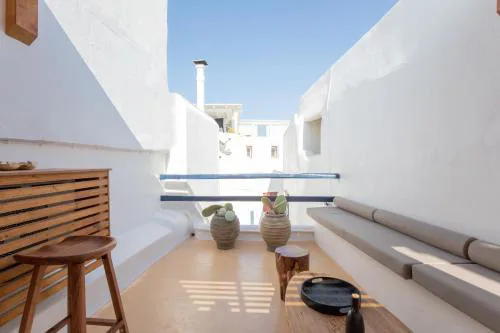 SilVen by Silvernoses, Little Venice, Mykonos Town