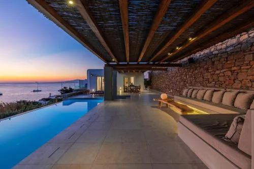 Vida Suites