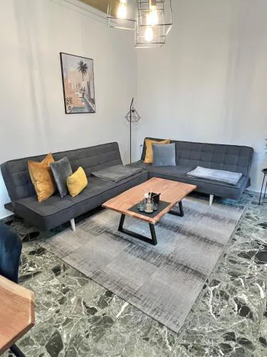 Apartment Madlen No 1 with Mountain and Sea Views