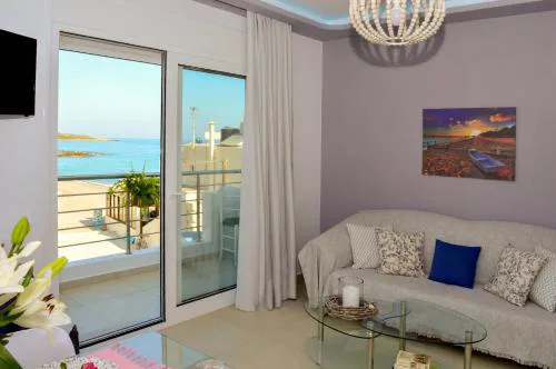 Meltemi Beach Apartments
