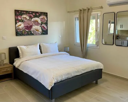Lemnos Urban Escape