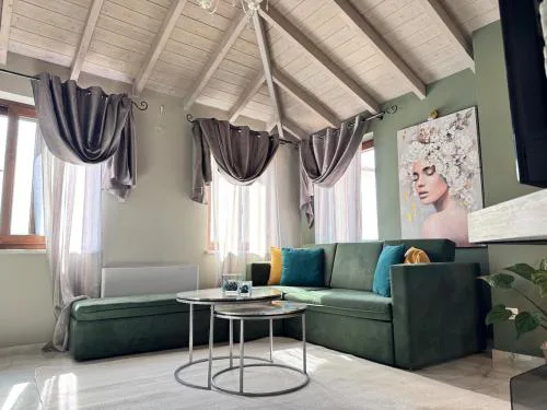 Hemeras Luxury Apartment