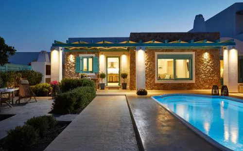 Almyriki Beach Villa