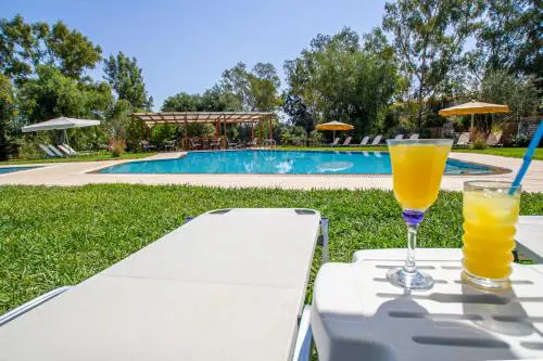 Tellis Holiday Rooms