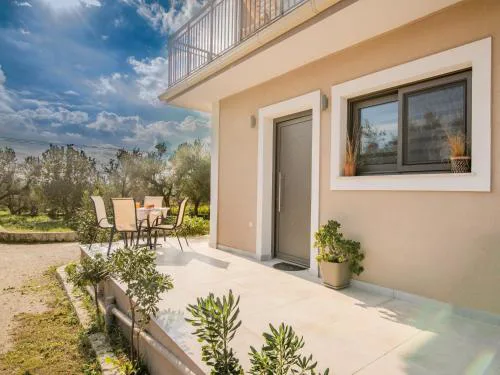 2-BR Countryside Apartment in Mouzaki