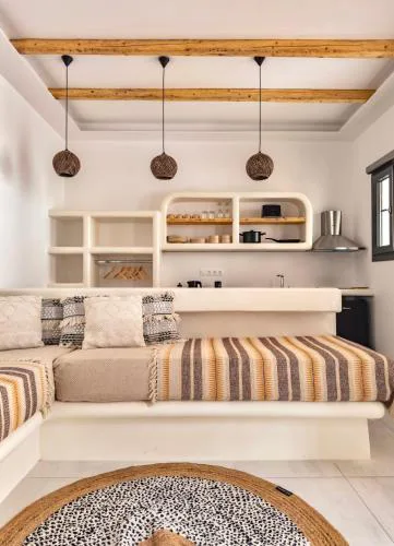 Alonia Suites
