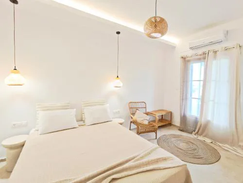 Apanema Paros