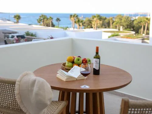 La Maltese Boutique Paros