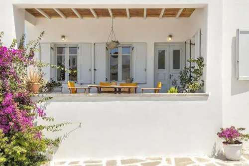 Naousa - 2BR House in the Heart of Town - Citrine