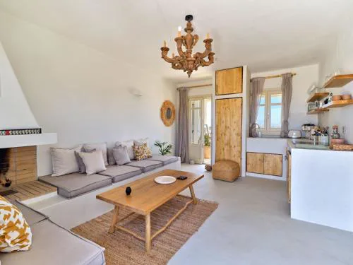 Paria Home