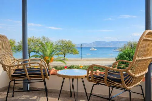 Beachfront Villa Psani - Escape with Garden