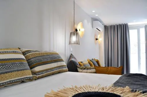 Casa Valeri II - Stylish Cycladic Studio in Naxos Town