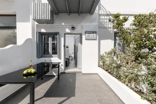 FTH Naxos - Indulgent Island Living