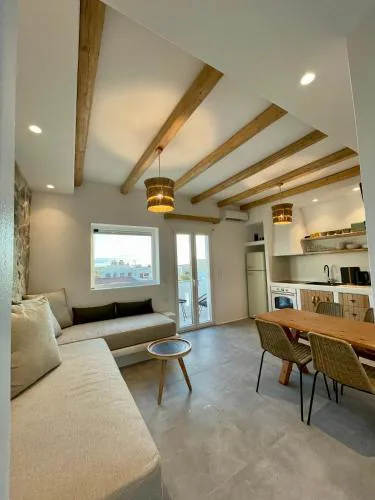 Konstantza's Deluxe Suite