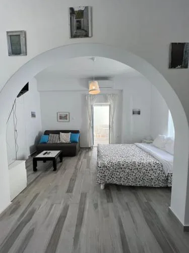 Naxian Castle Gem Studio
