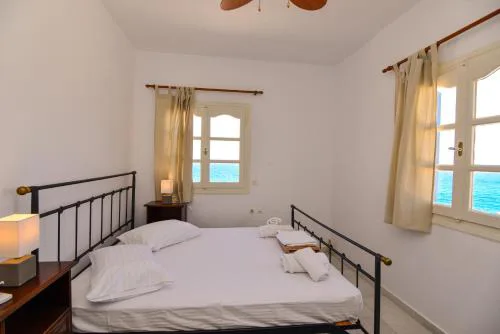 Naxos town sea view apartment free parking