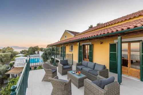 Villa Andonis Nissaki large villa with large pool ,spectacular view very near to the Beach