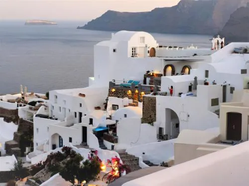 Aqua & Terra Traditional Cave Houses