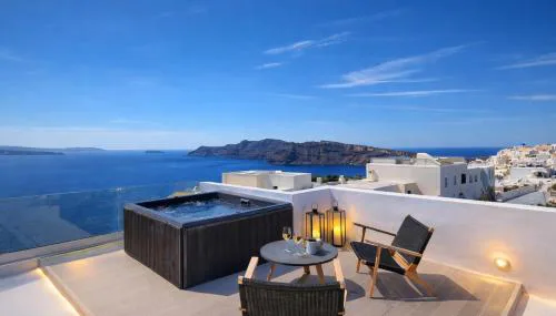 ArmonOia Suites Santorini