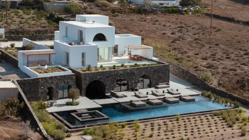Charisma Estate