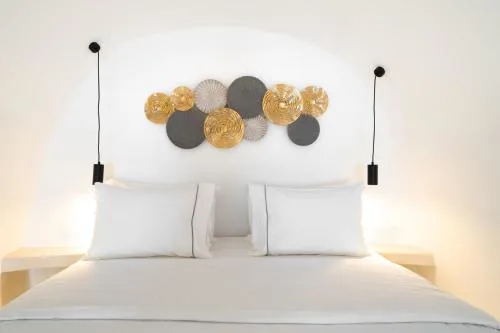 Magnificent Santorini Suite Luxury Suite With Sea View And Hot