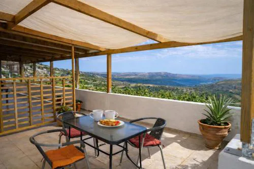 Lydia Guest House - Sea & Countryside Views
