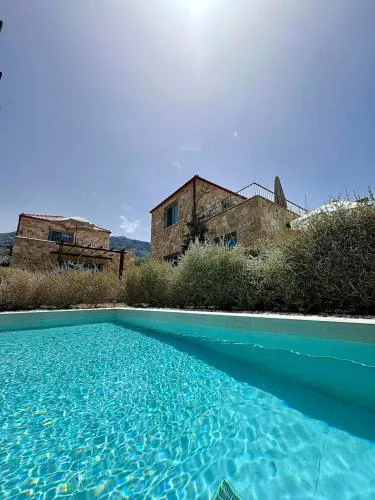 VILLAS BALATSOURAS