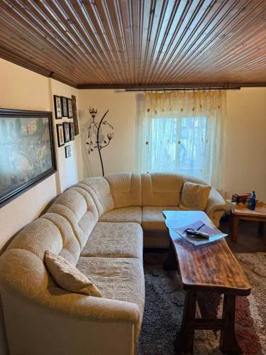 Lithos Home