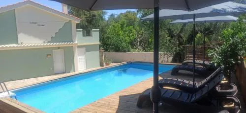 Elea Villas in Nature, 2 Villas, Pool & Treehouse Nest in Pantokratoras