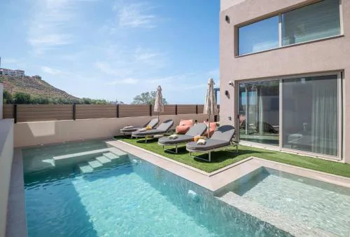 Avissos Resort Villas, By Hellocrete