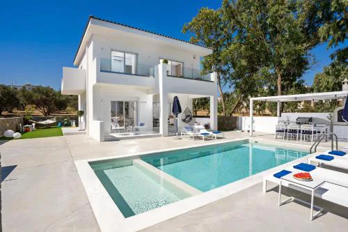 Constantinos Villa, Sublime Island Εscape, By ThinkVilla