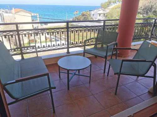 Oliana Apartments